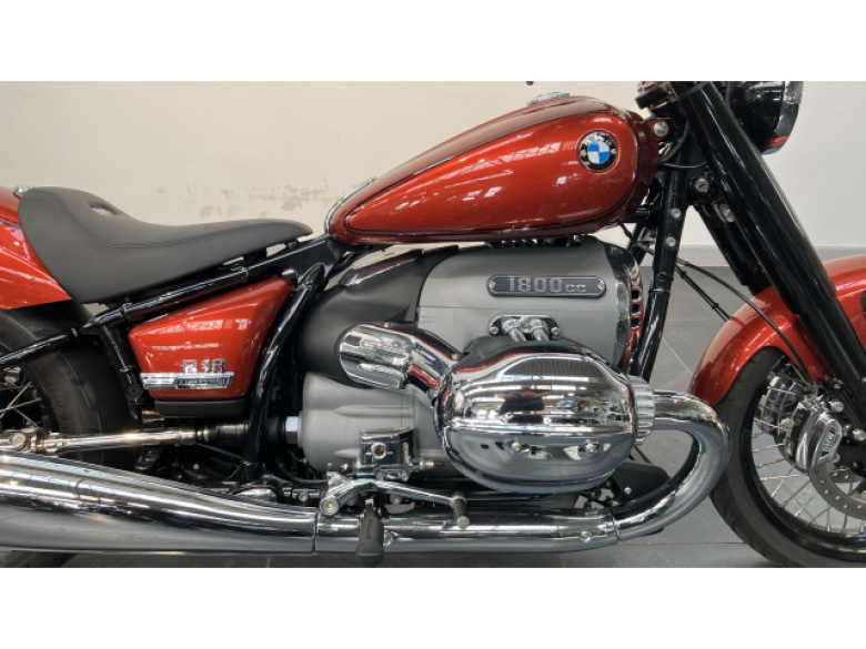 BMW R18 First Edition